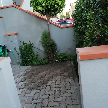 Con 2 Terrazze A 300 Mt Dal Centro Apartamento