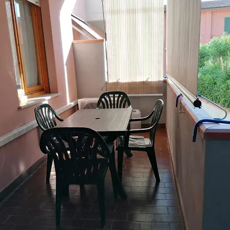 Con 2 Terrazze A 300 Mt Dal Centro * Porto Azzurro