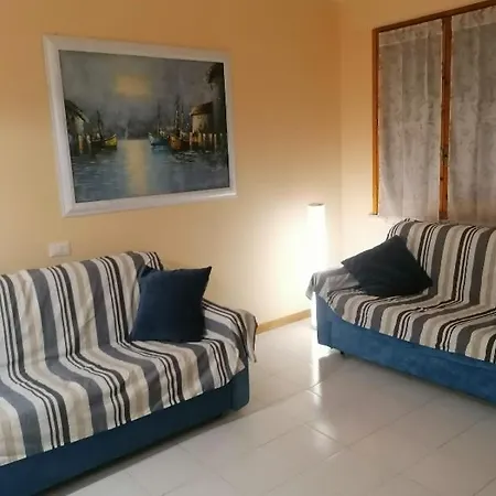 Con 2 Terrazze A 300 Mt Dal Centro Apartamento Porto Azzurro