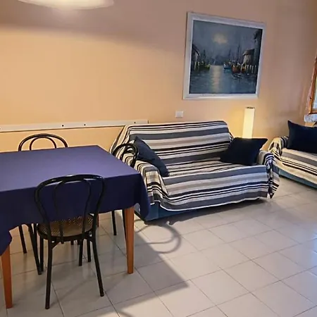 Con 2 Terrazze A 300 Mt Dal Centro