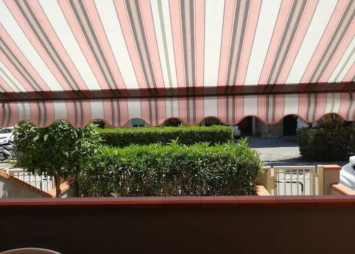 Con 2 Terrazze A 300 Mt Dal Centro Apartamento Porto Azzurro