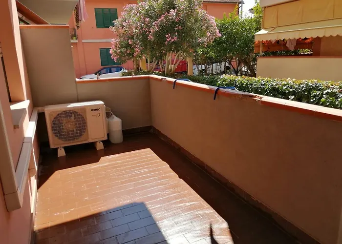 Con 2 Terrazze A 300 Mt Dal Centro * Porto Azzurro