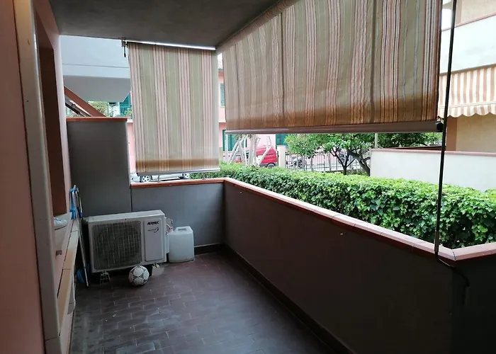 Apartamento Con 2 Terrazze A 300 Mt Dal Centro Porto Azzurro