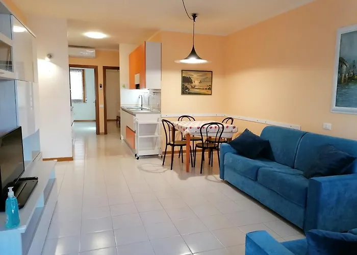 Con 2 Terrazze A 300 Mt Dal Centro Apartamento