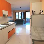 Apartmán Con 2 Terrazze A 300 Mt Dal Centro